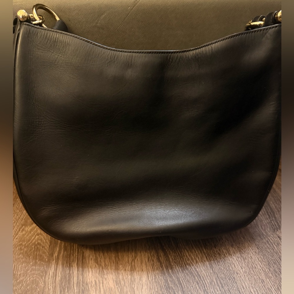 D59: Coach Black Hobo Bag with Crescent Silhouette - Picture 2 of 5